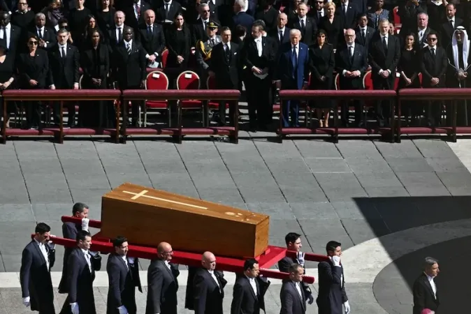 Govt. Head Represents HM the King, Commander of the Faithful, at Pope Francis’ Funeral