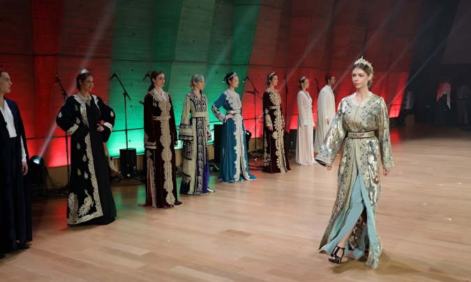 Le caftan marocain en vedette à Abu Dhabi