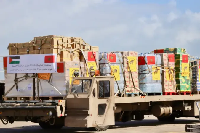 SM le Roi Mohammed VI, Président du Comité Al-Qods, donne Ses Très Hautes Instructions pour l'envoi d'une aide humanitaire supplémentaire au profit des habitants de Gaza (MAE)