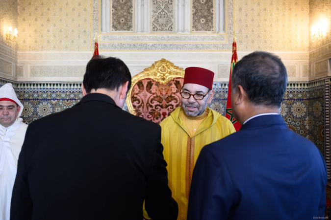 Sa Majesté le Roi reçoit à Rabat plusieurs ambassadeurs étrangers